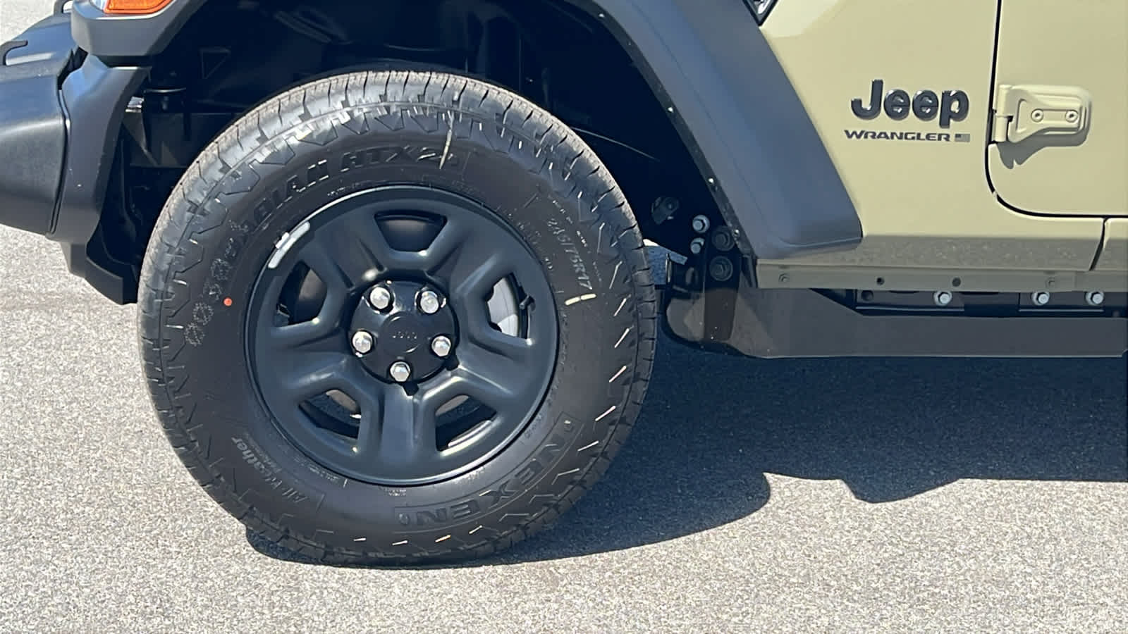 Thumbnail: 2026 Jeep Wrangler - 9