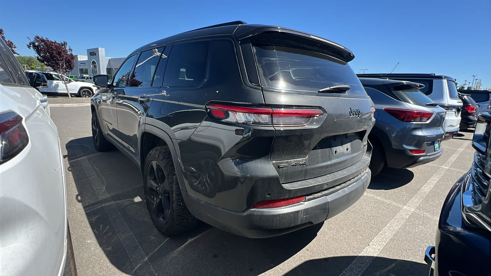 Thumbnail: 2023 Jeep Grand Cherokee - 7