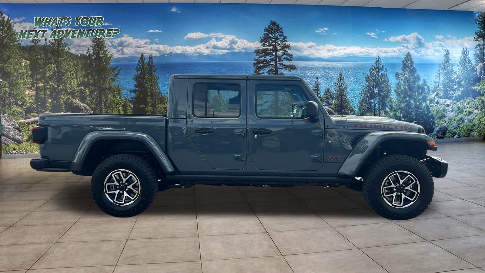 Thumbnail: 2025 Jeep Gladiator - 4