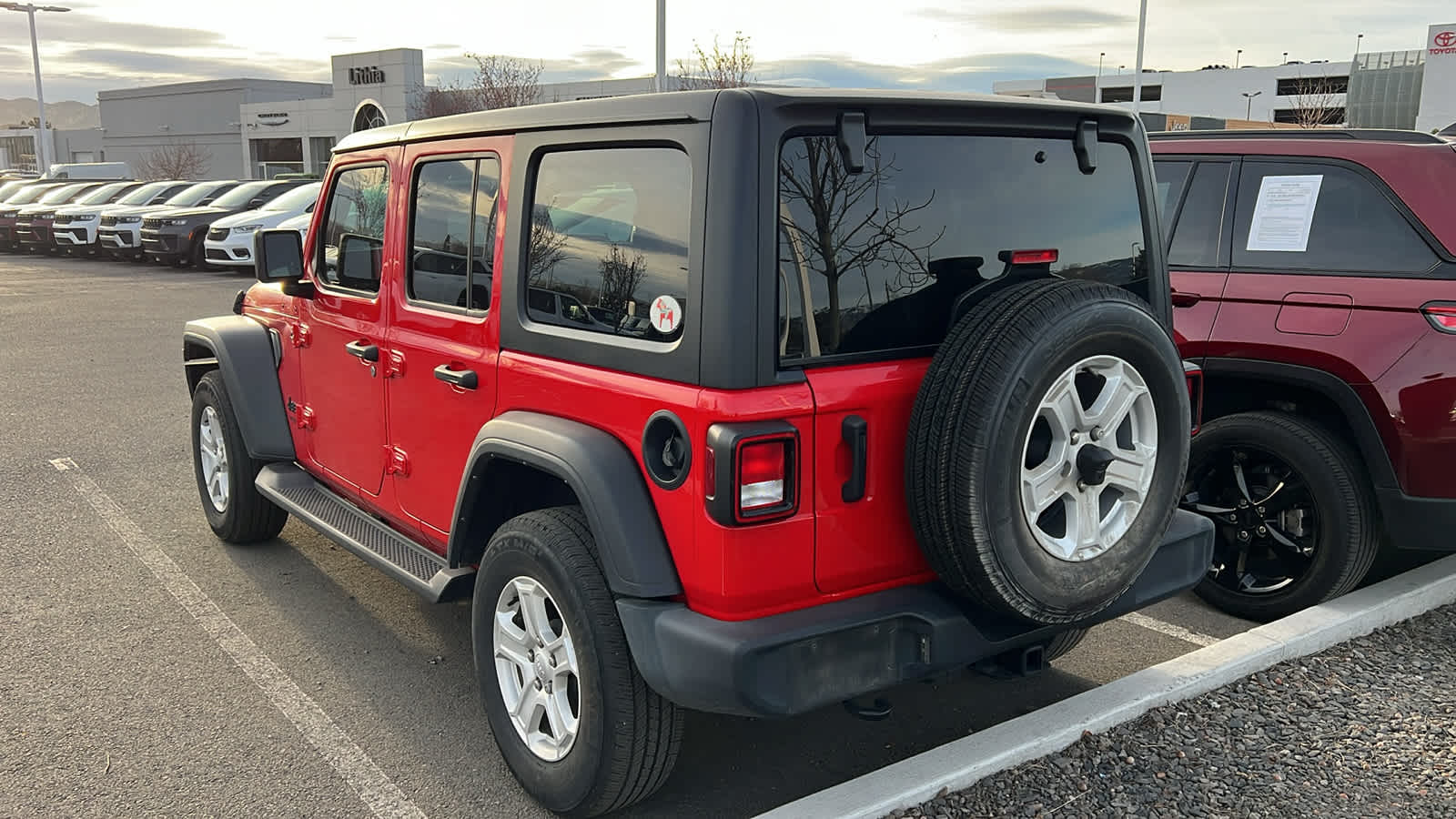 Thumbnail: 2022 Jeep Wrangler - 7