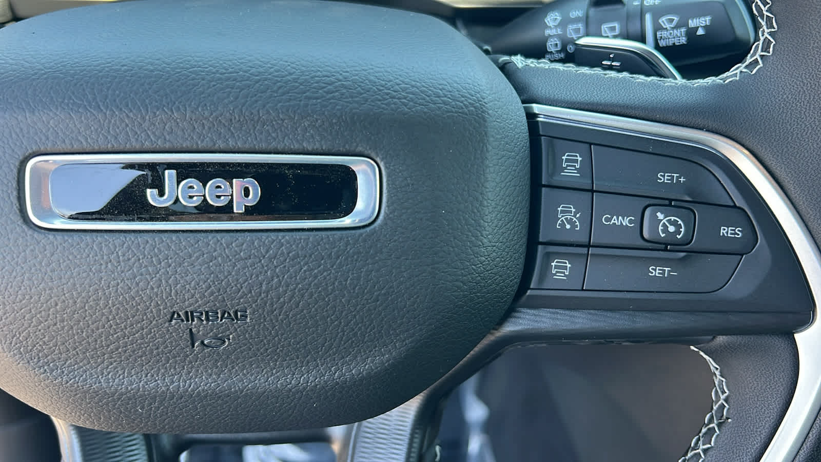 Thumbnail: 2025 Jeep Grand Cherokee L - 20