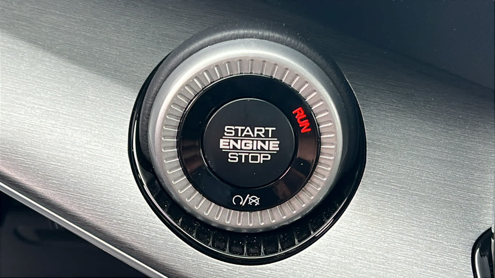 Thumbnail: 2026 Jeep Grand Wagoneer - 17