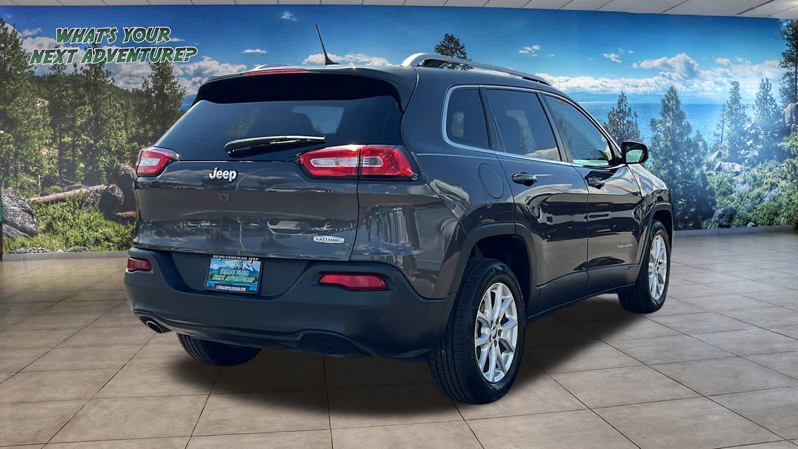 Thumbnail: 2015 Jeep Cherokee - 5