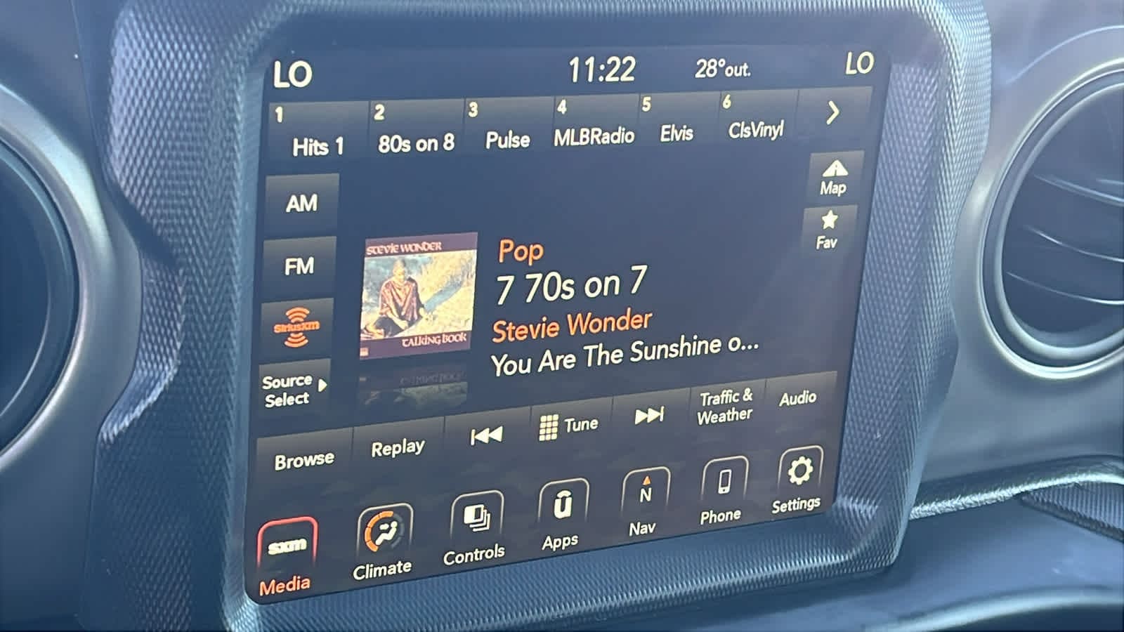 Thumbnail: 2022 Jeep Wrangler - 14