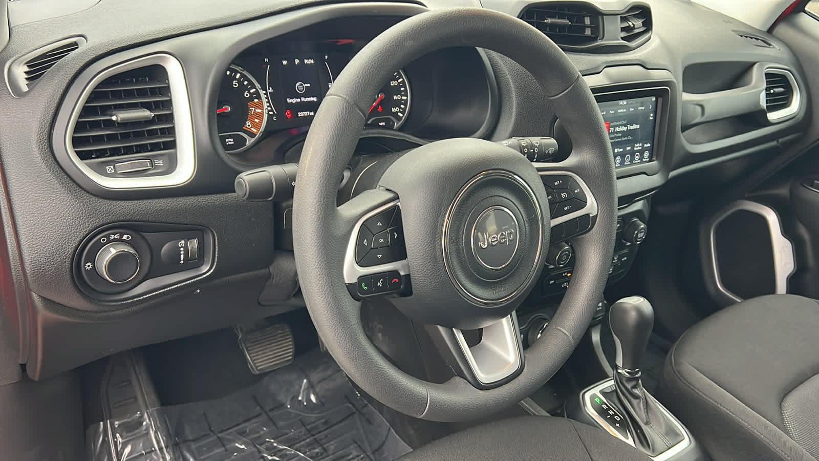 Thumbnail: 2021 Jeep Renegade - 10