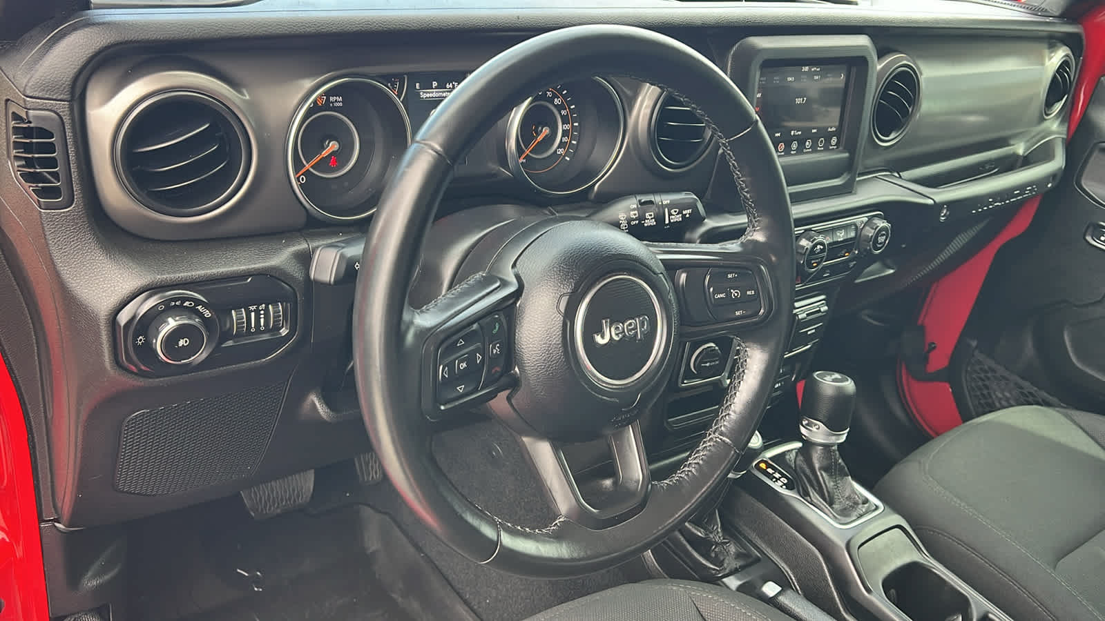 Thumbnail: 2022 Jeep Wrangler - 10