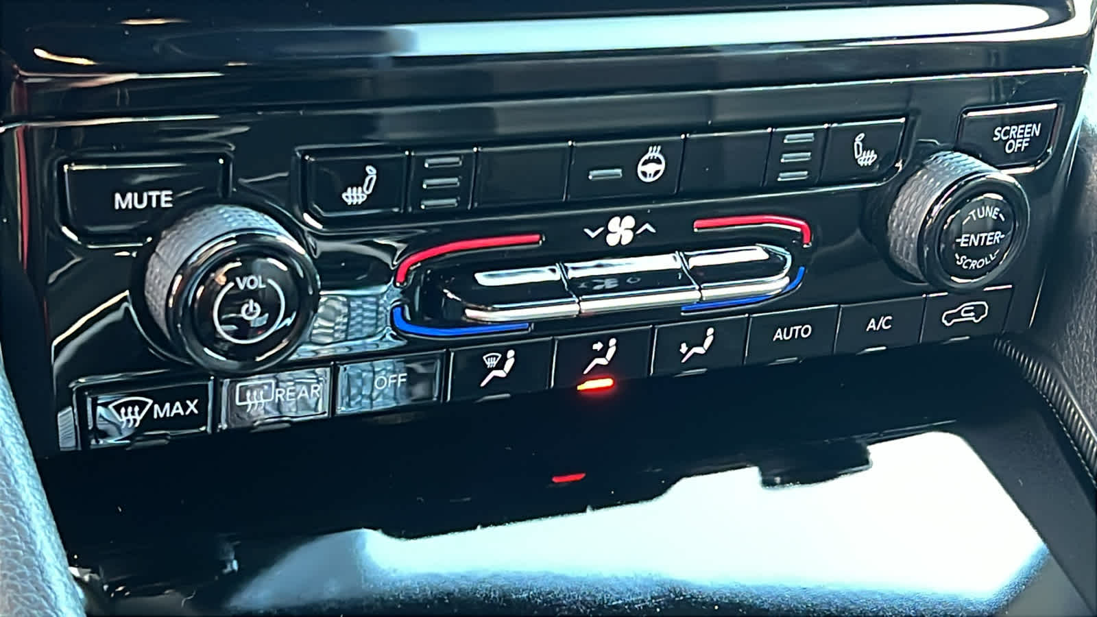 Thumbnail: 2025 Jeep Grand Cherokee - 14