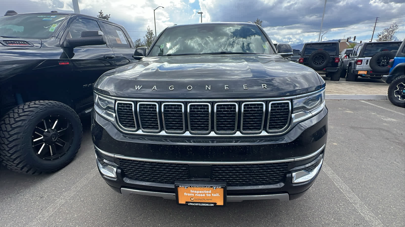 Thumbnail: 2023 Jeep Wagoneer - 2