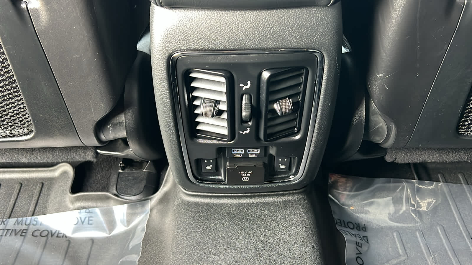 Thumbnail: 2020 Jeep Grand Cherokee - 25