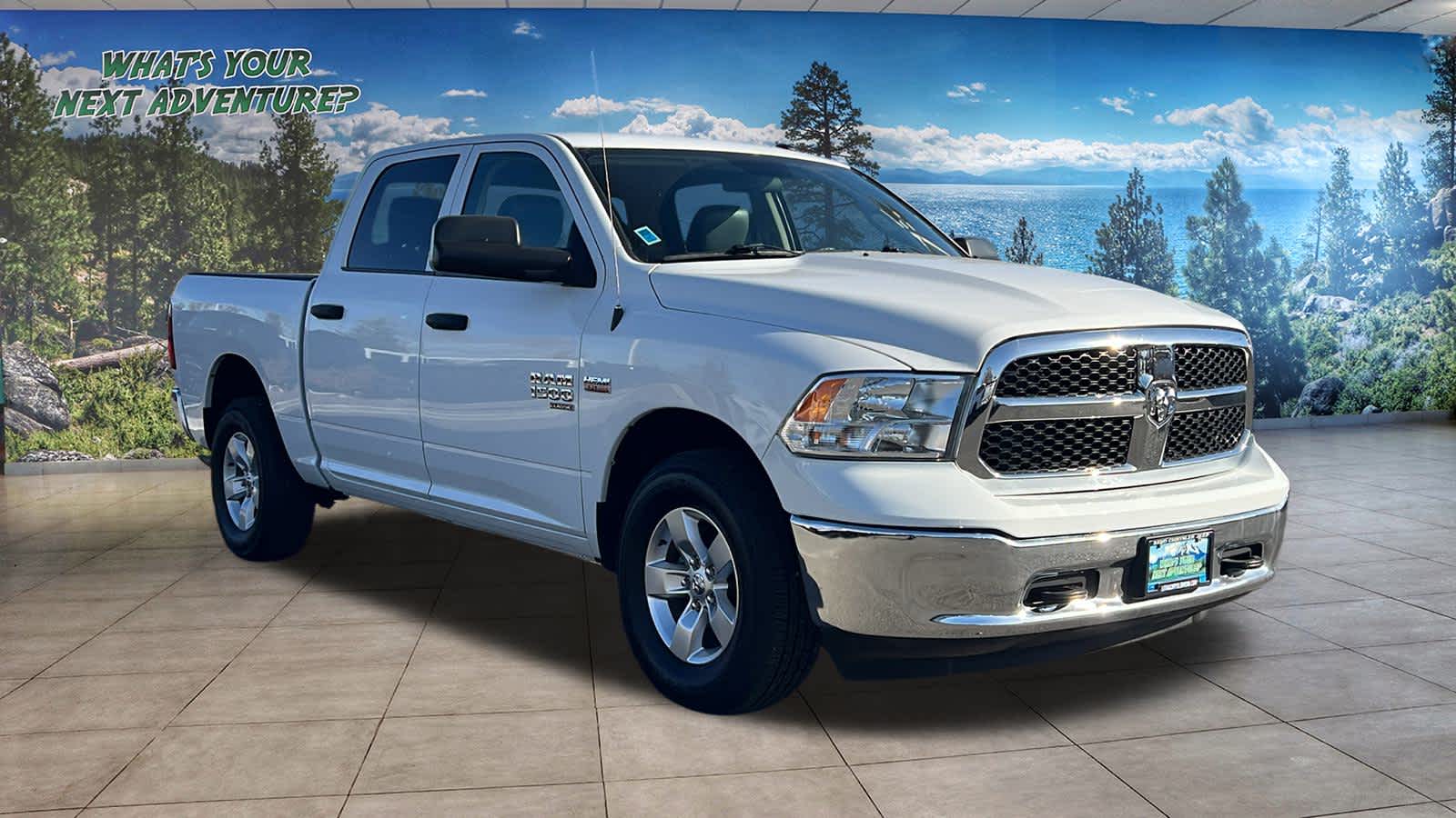 Thumbnail: 2022 RAM 1500 Classic - 3