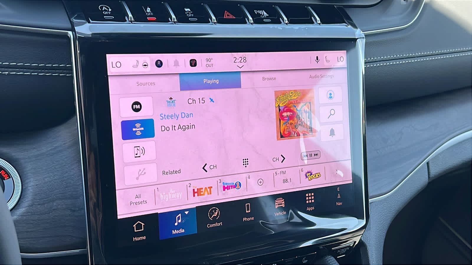 Thumbnail: 2025 Jeep Grand Cherokee - 15