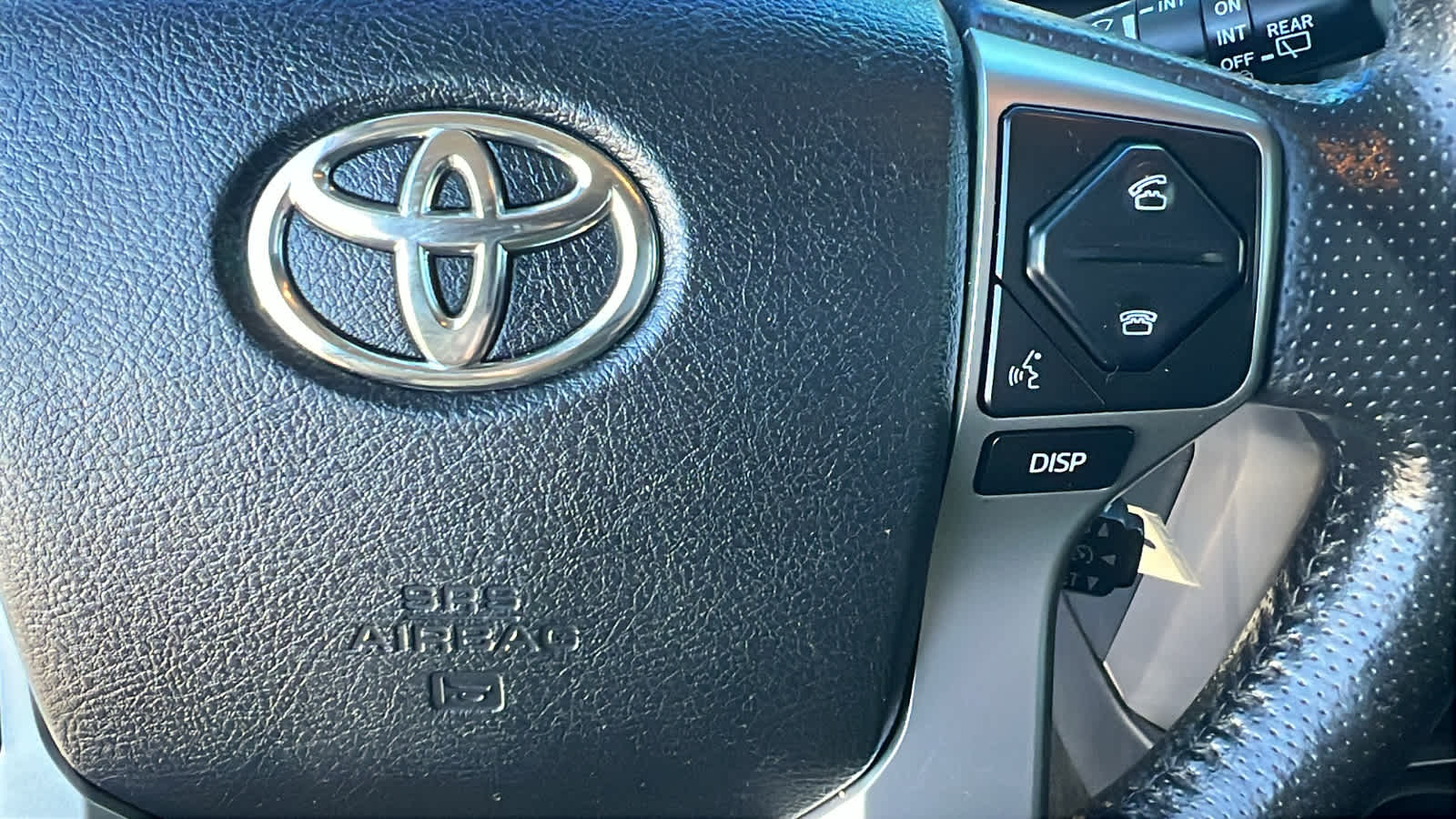 Thumbnail: 2018 Toyota 4Runner - 20