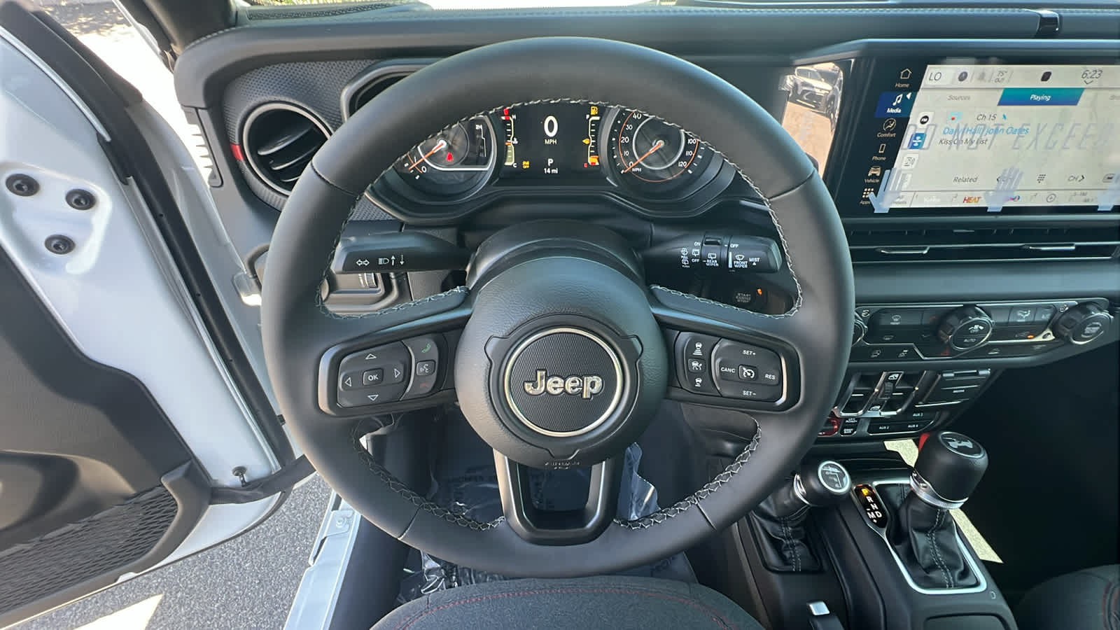 Thumbnail: 2026 Jeep Wrangler - 18