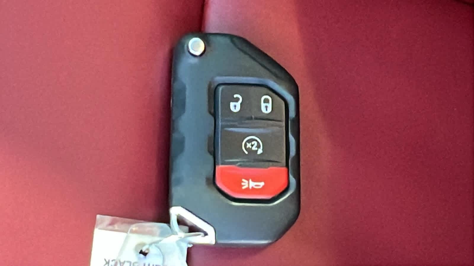 Thumbnail: 2024 Jeep Wrangler - 29