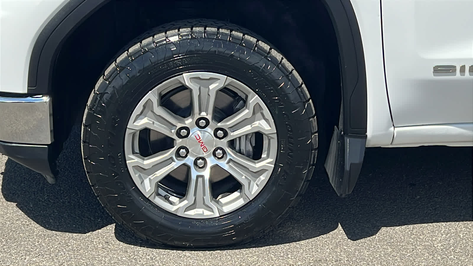 Thumbnail: 2023 GMC Sierra 1500 - 9