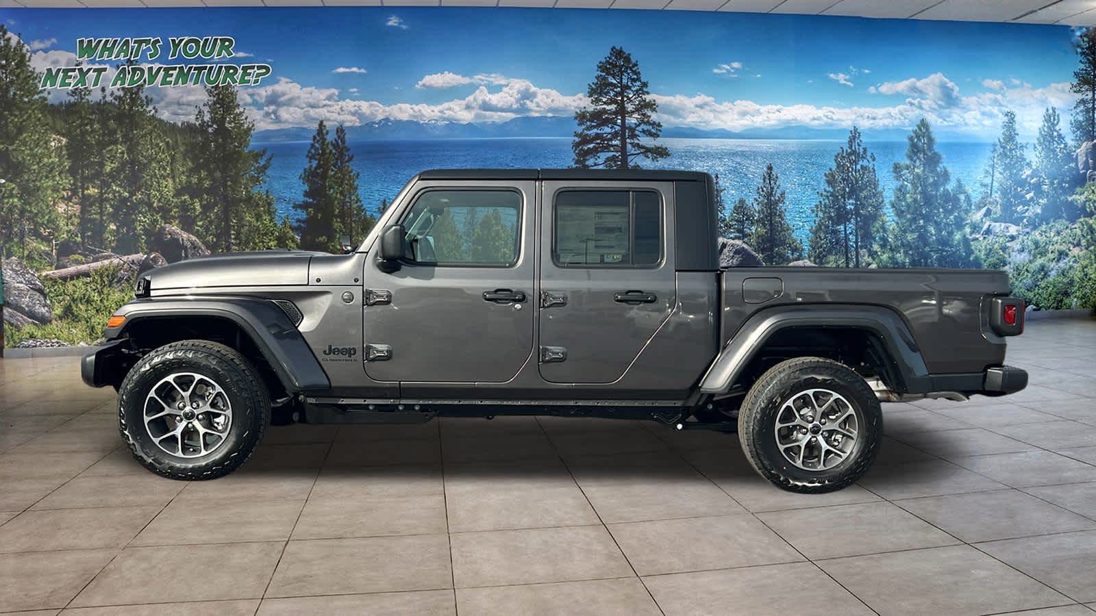Thumbnail: 2026 Jeep Gladiator - 8