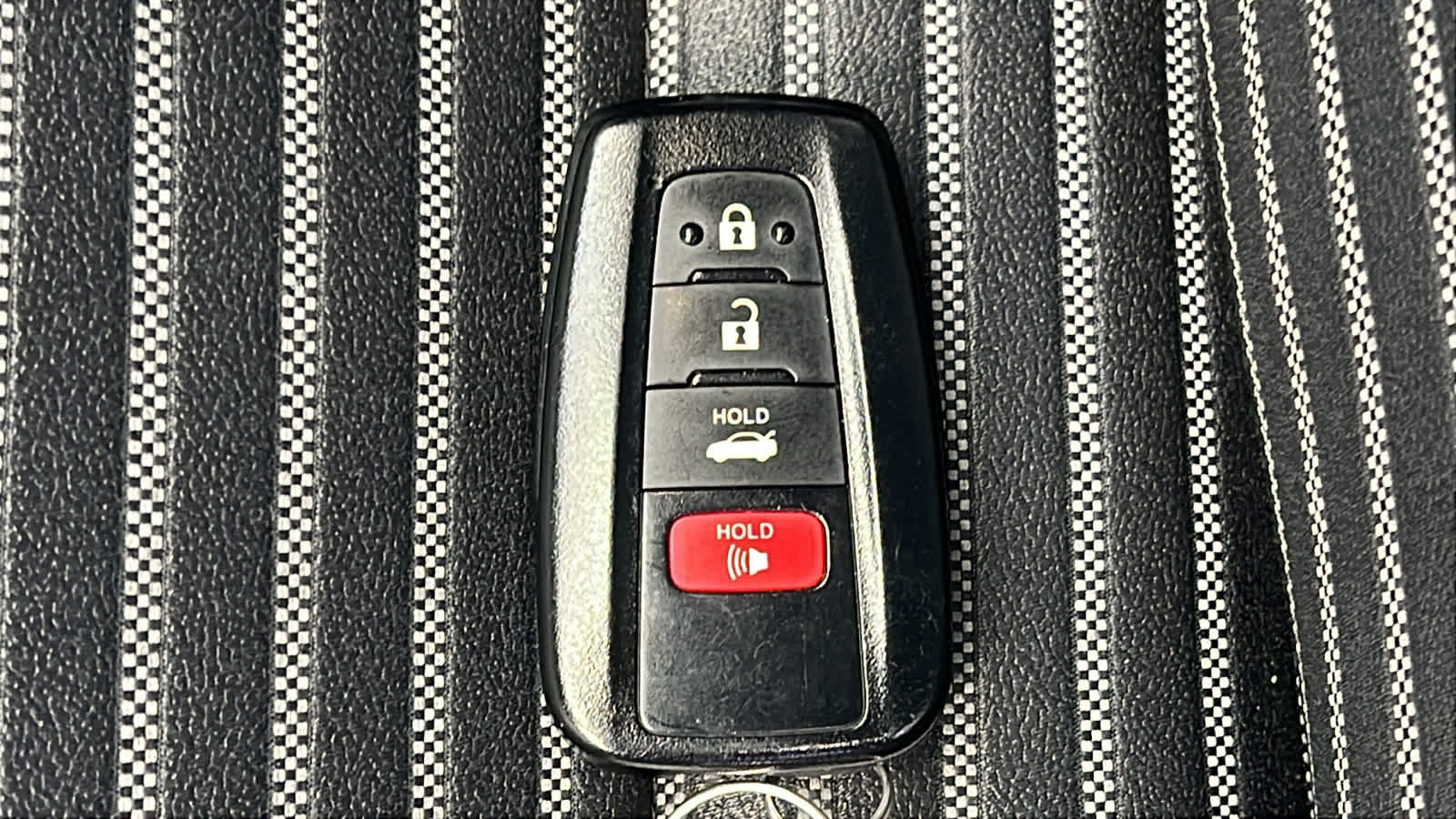 Thumbnail: 2021 Toyota Camry - 29