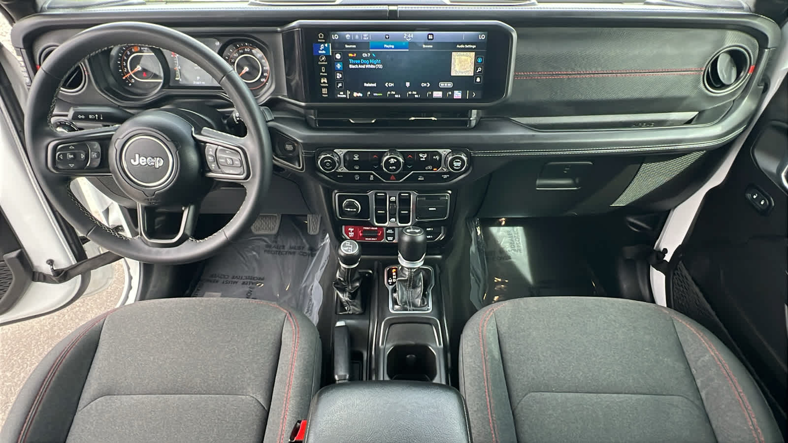 Thumbnail: 2025 Jeep Wrangler - 26