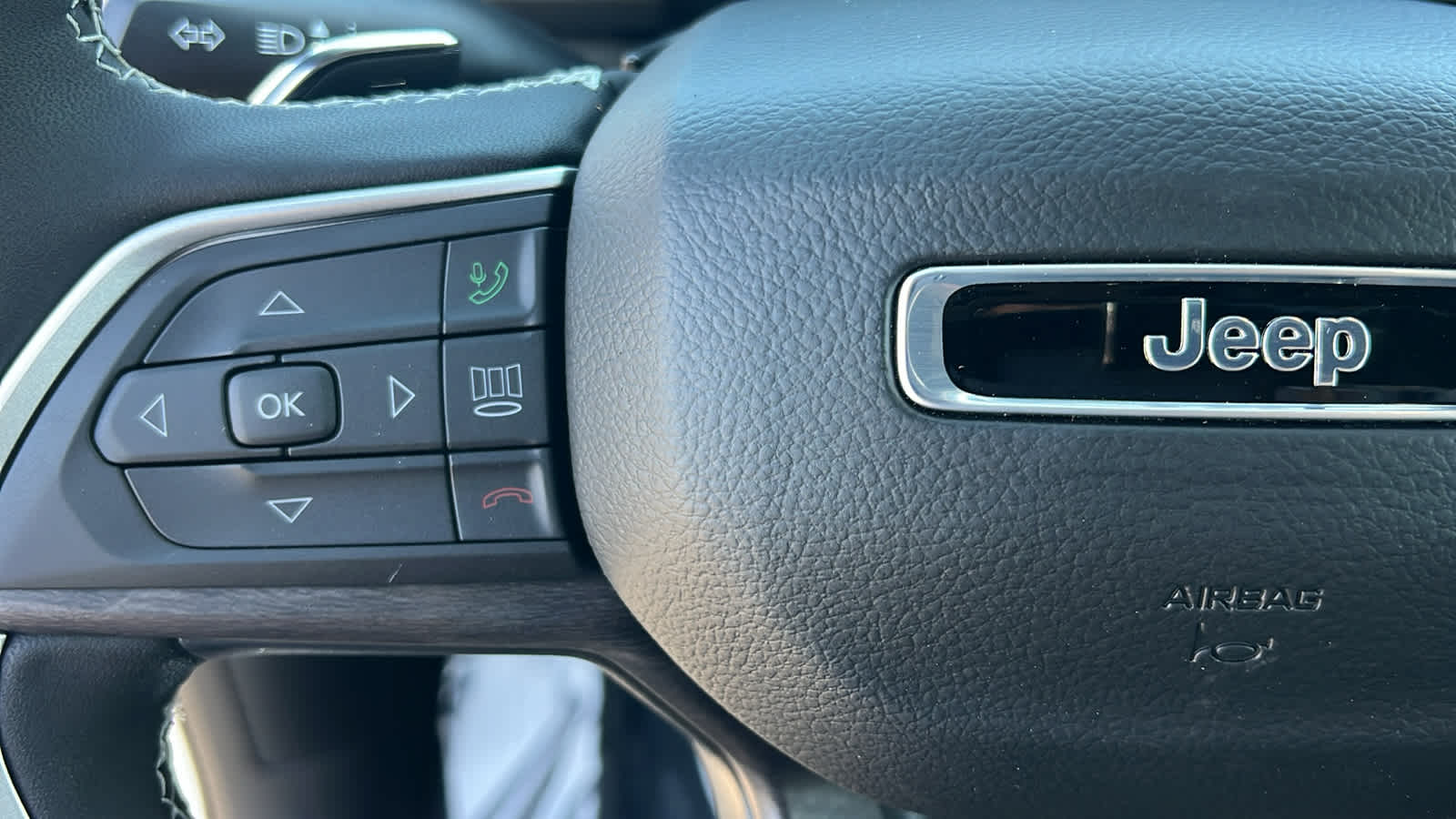 Thumbnail: 2025 Jeep Grand Cherokee - 19