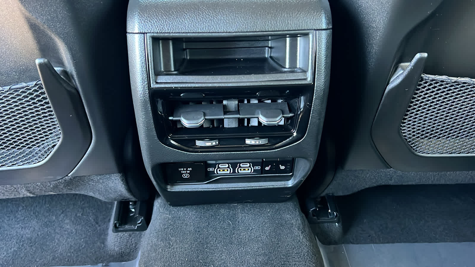 Thumbnail: 2023 Jeep Grand Cherokee - 25