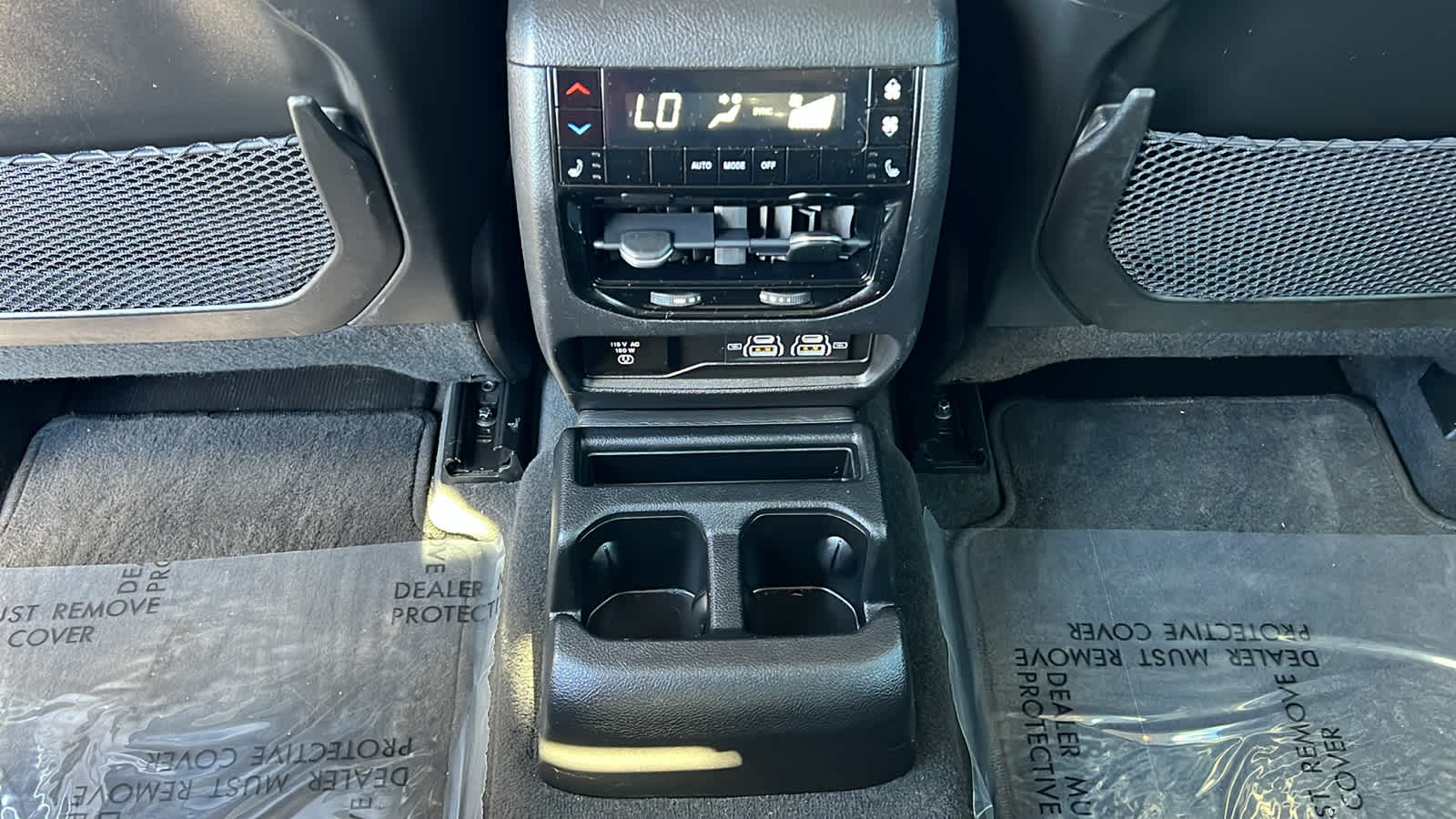 Thumbnail: 2023 Jeep Grand Cherokee - 25