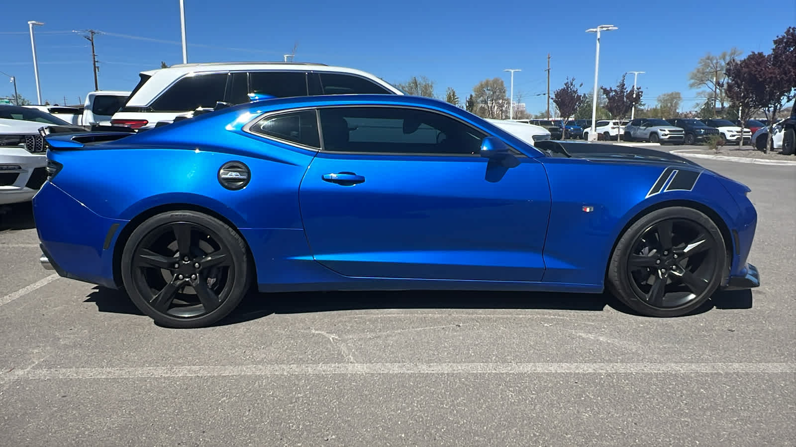 Thumbnail: 2018 Chevrolet Camaro - 5