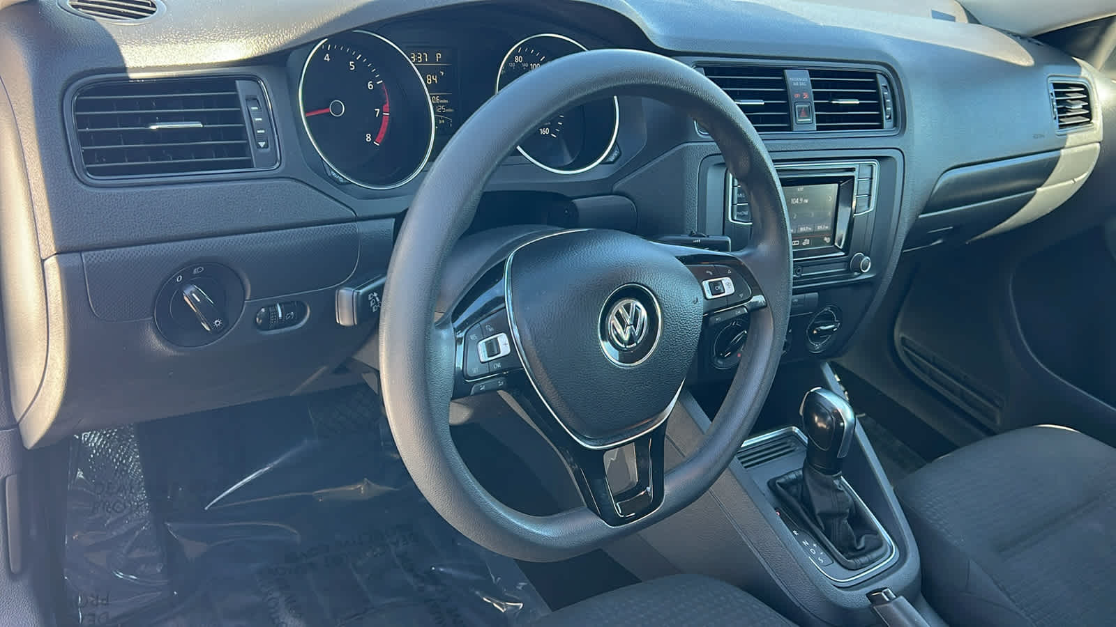 Thumbnail: 2016 Volkswagen Jetta - 10