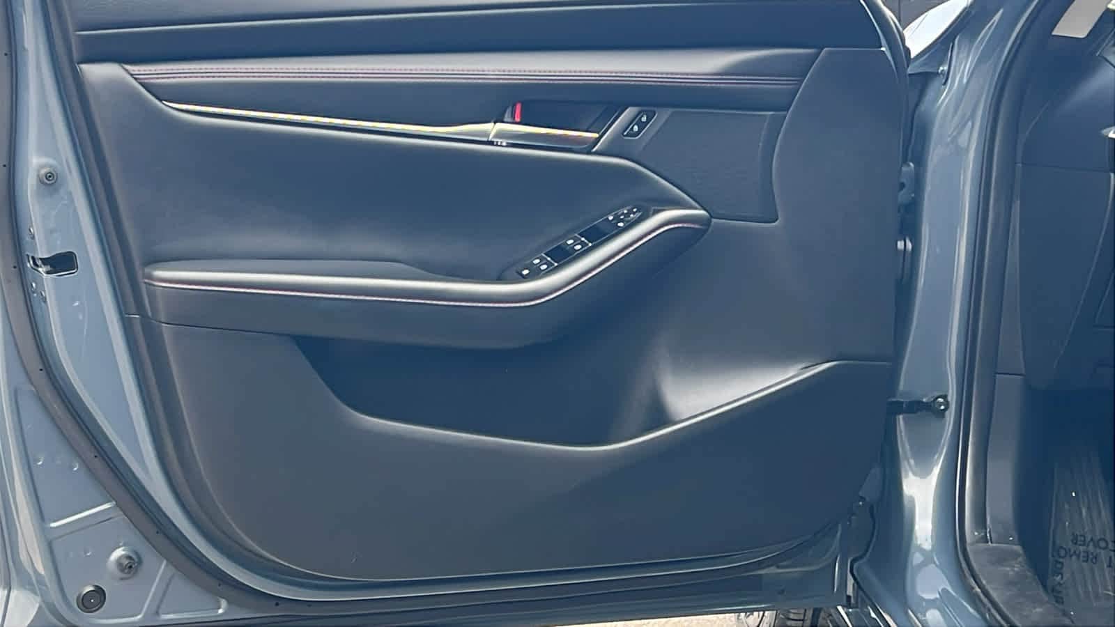 Thumbnail: 2025 Mazda Mazda3 - 23