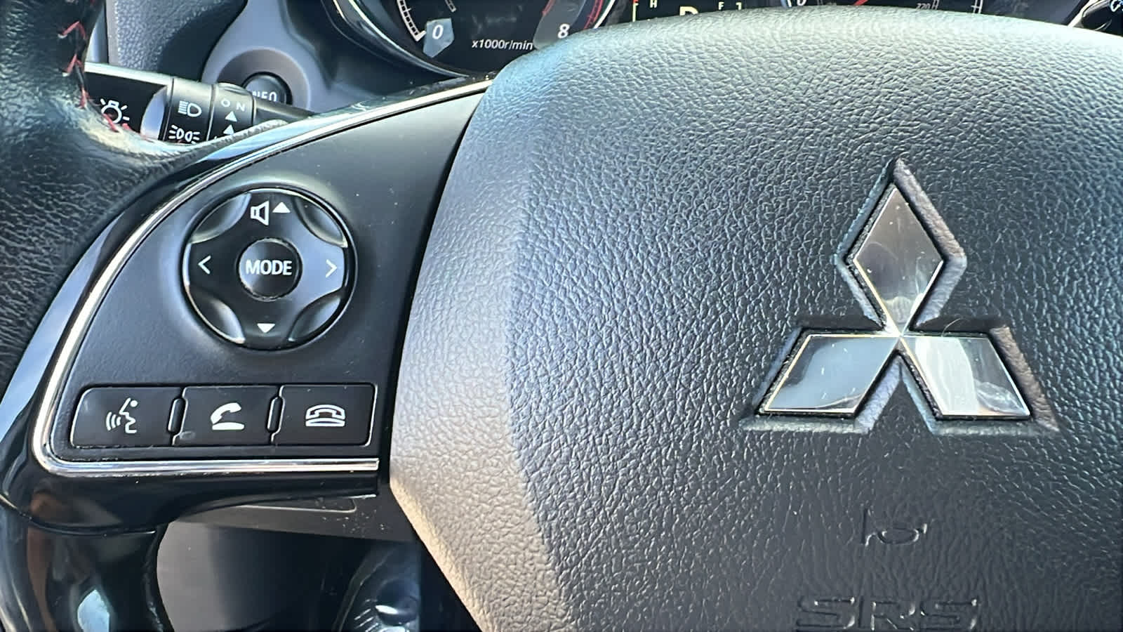 Thumbnail: 2017 Mitsubishi Outlander Sport - 19