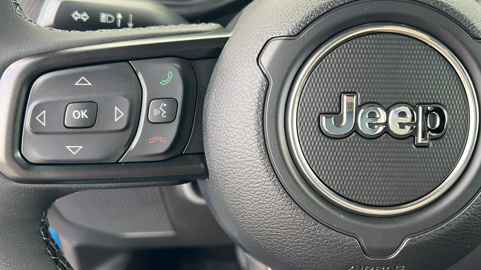 Thumbnail: 2026 Jeep Gladiator - 19