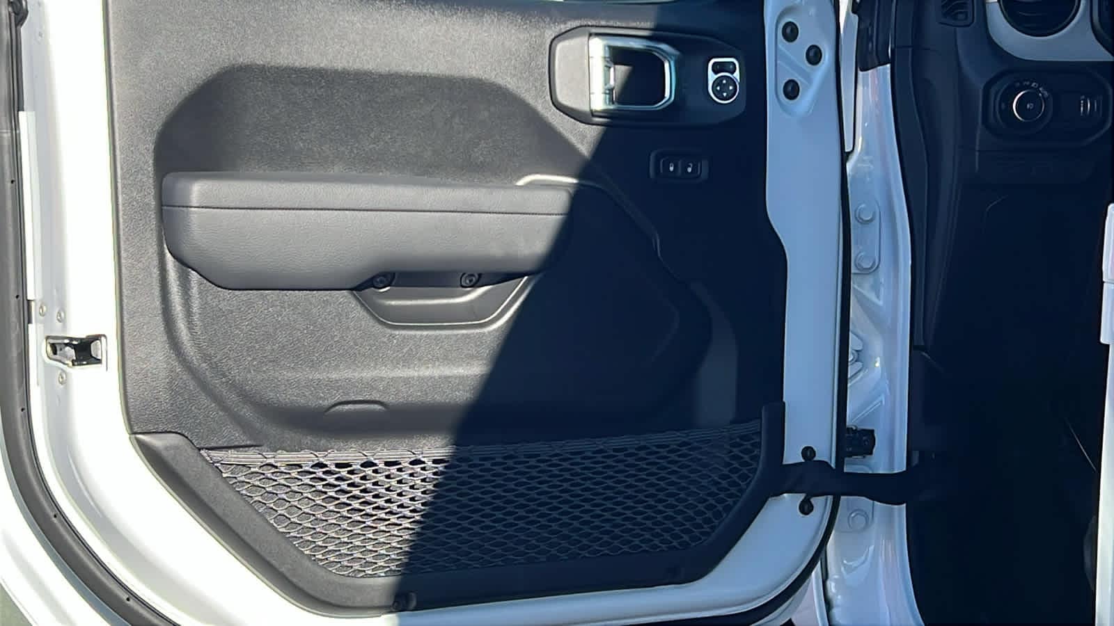 Thumbnail: 2026 Jeep Wrangler - 23