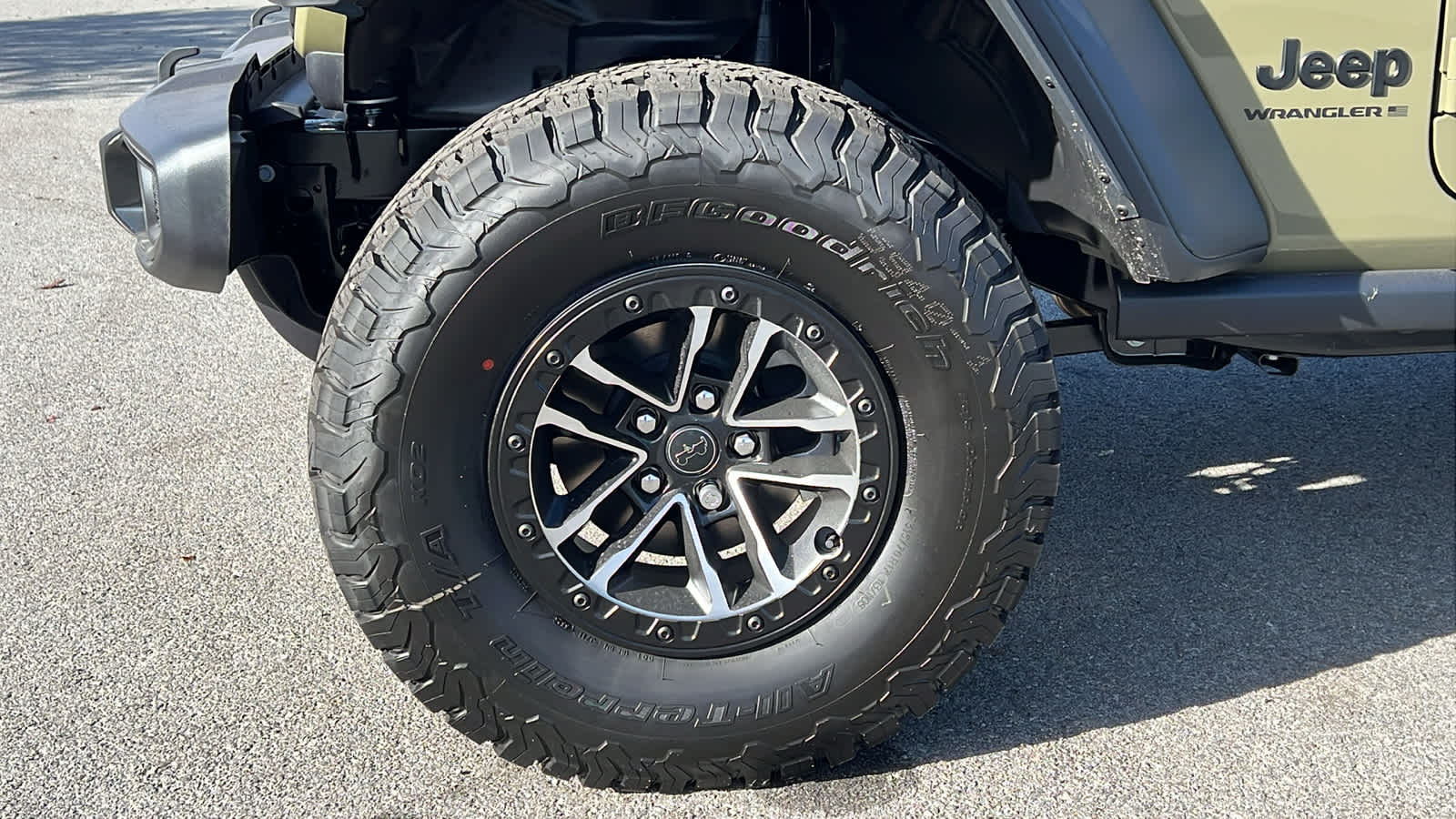 Thumbnail: 2026 Jeep Wrangler - 9