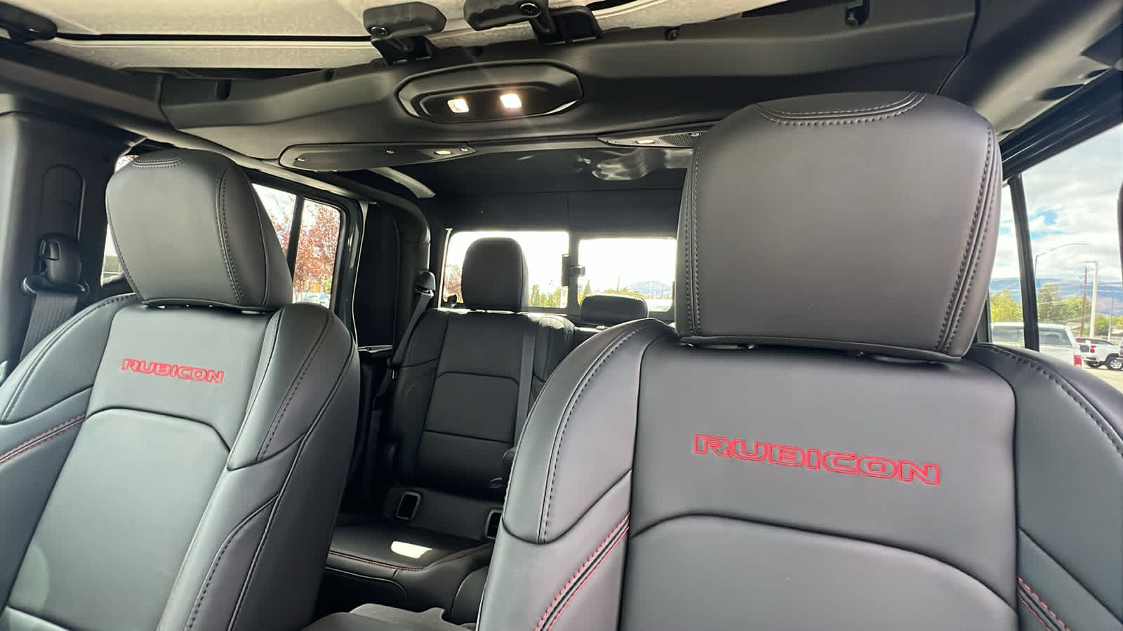 Thumbnail: 2025 Jeep Gladiator - 11