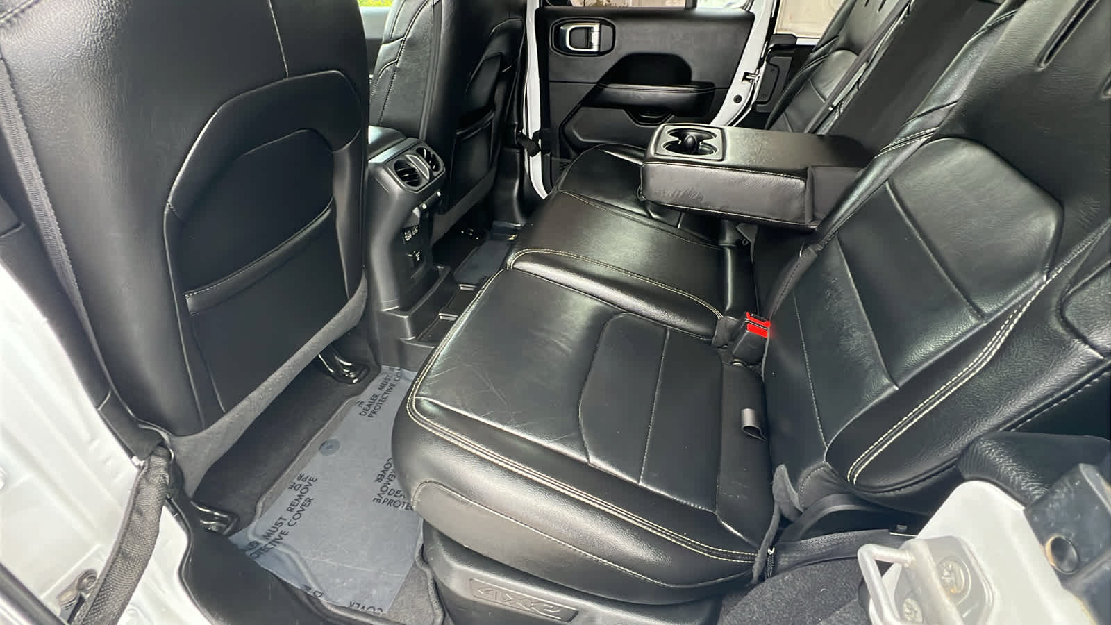 Thumbnail: 2021 Jeep Wrangler - 24