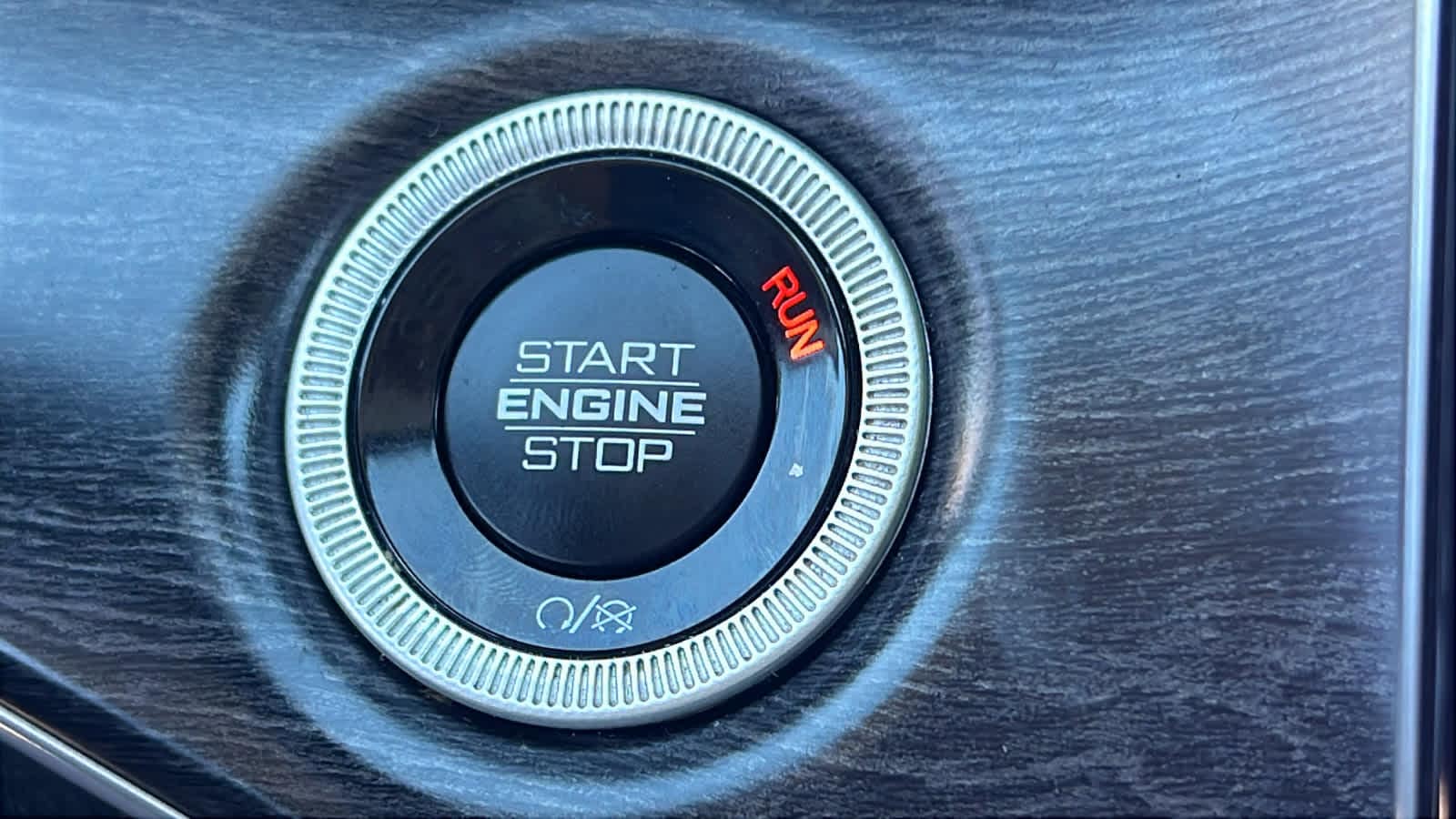 Thumbnail: 2023 Jeep Grand Cherokee - 17