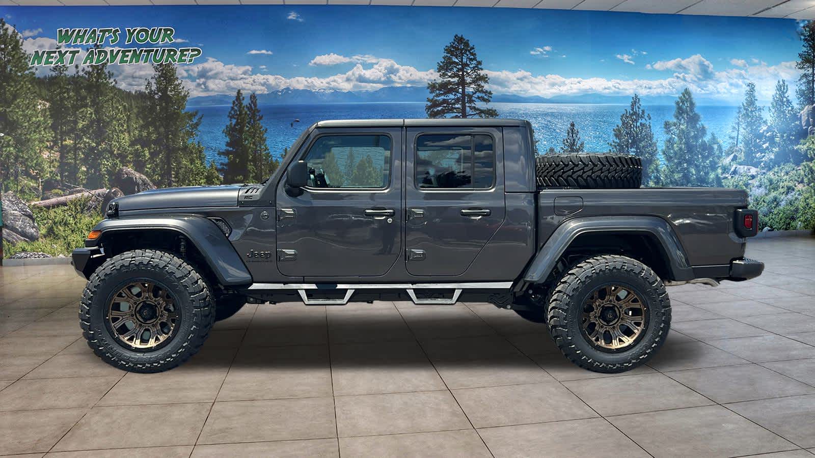 Thumbnail: 2025 Jeep Gladiator - 8