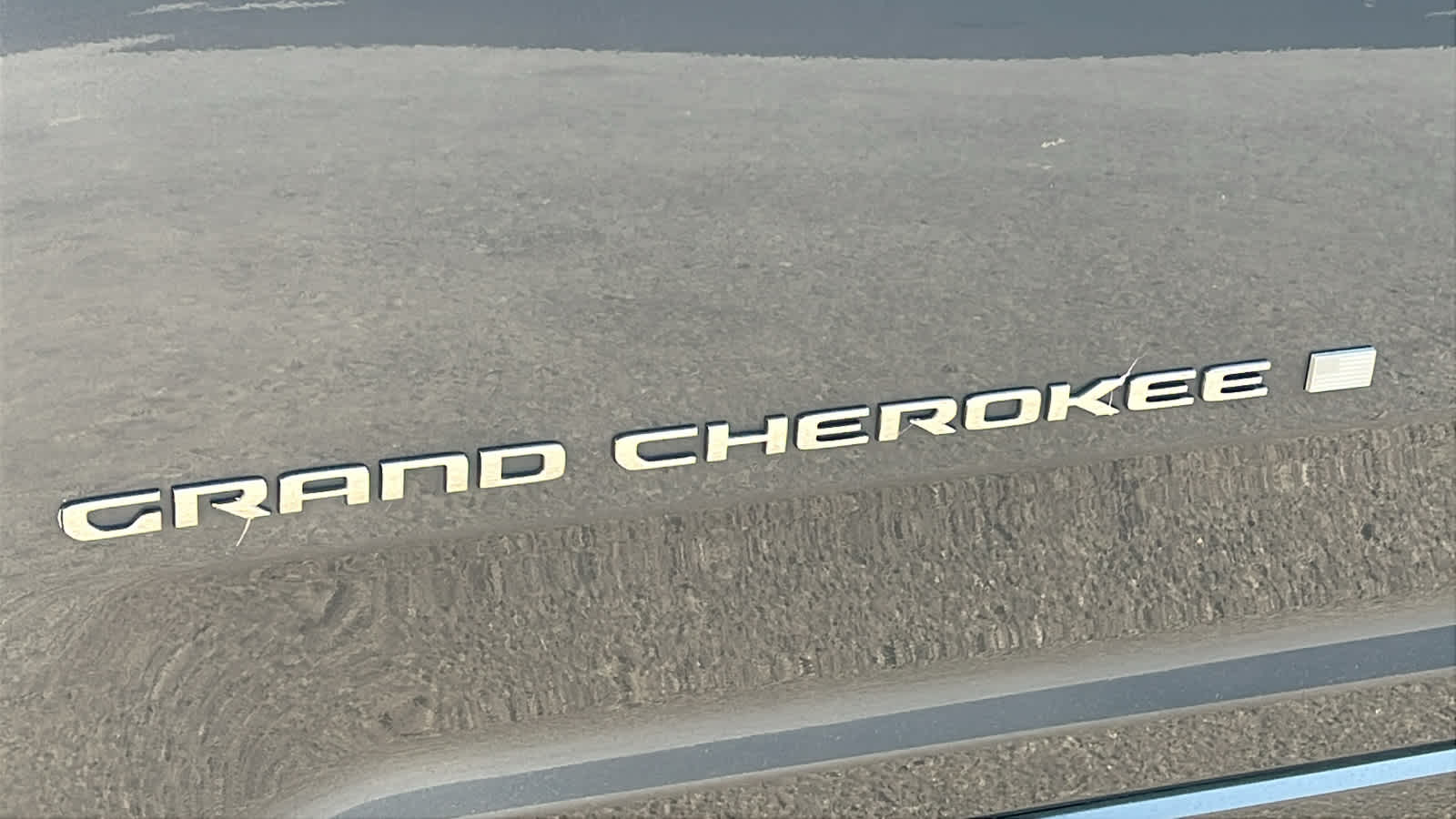2022 Jeep Grand Cherokee Overland 28