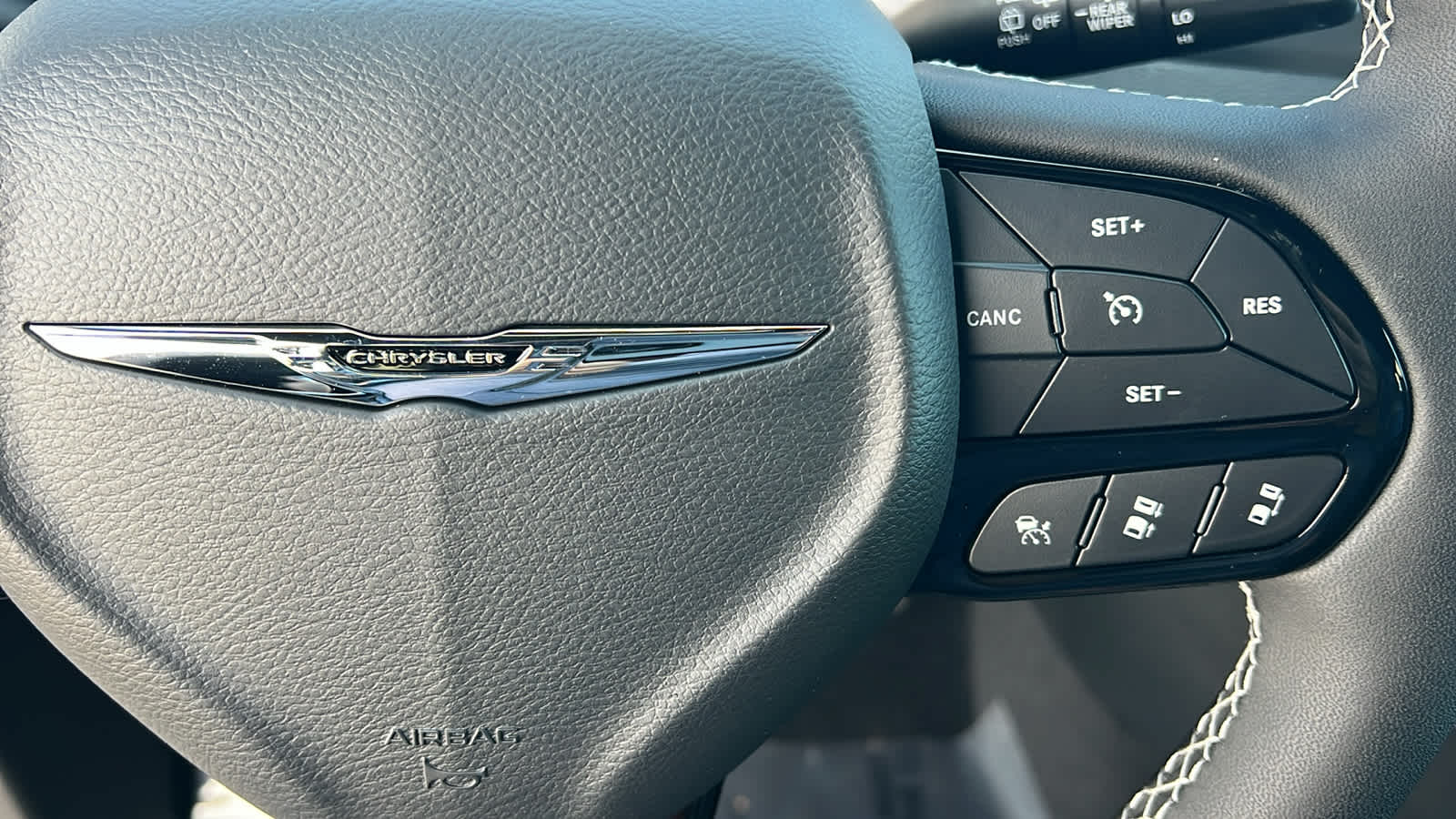 Thumbnail: 2026 Chrysler Pacifica - 20