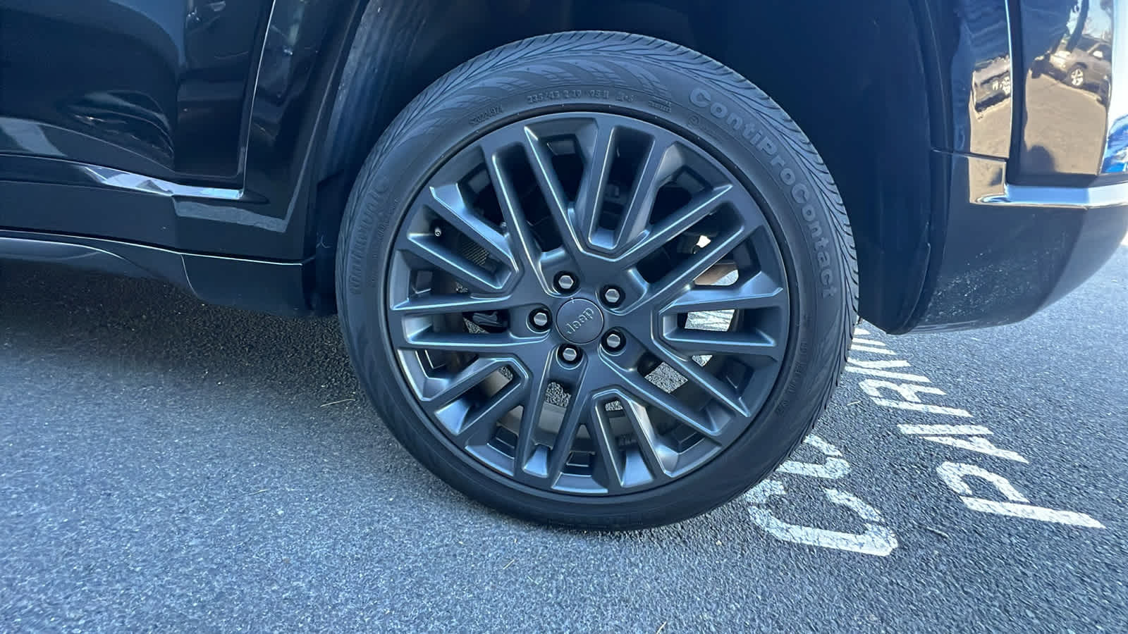 Thumbnail: 2022 Jeep Compass - 9