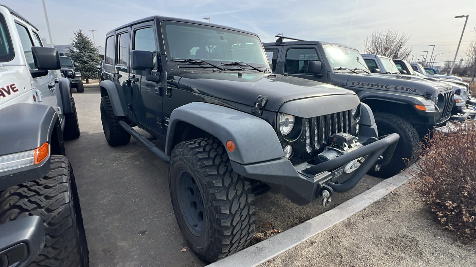 Thumbnail: 2018 Jeep Wrangler - 3