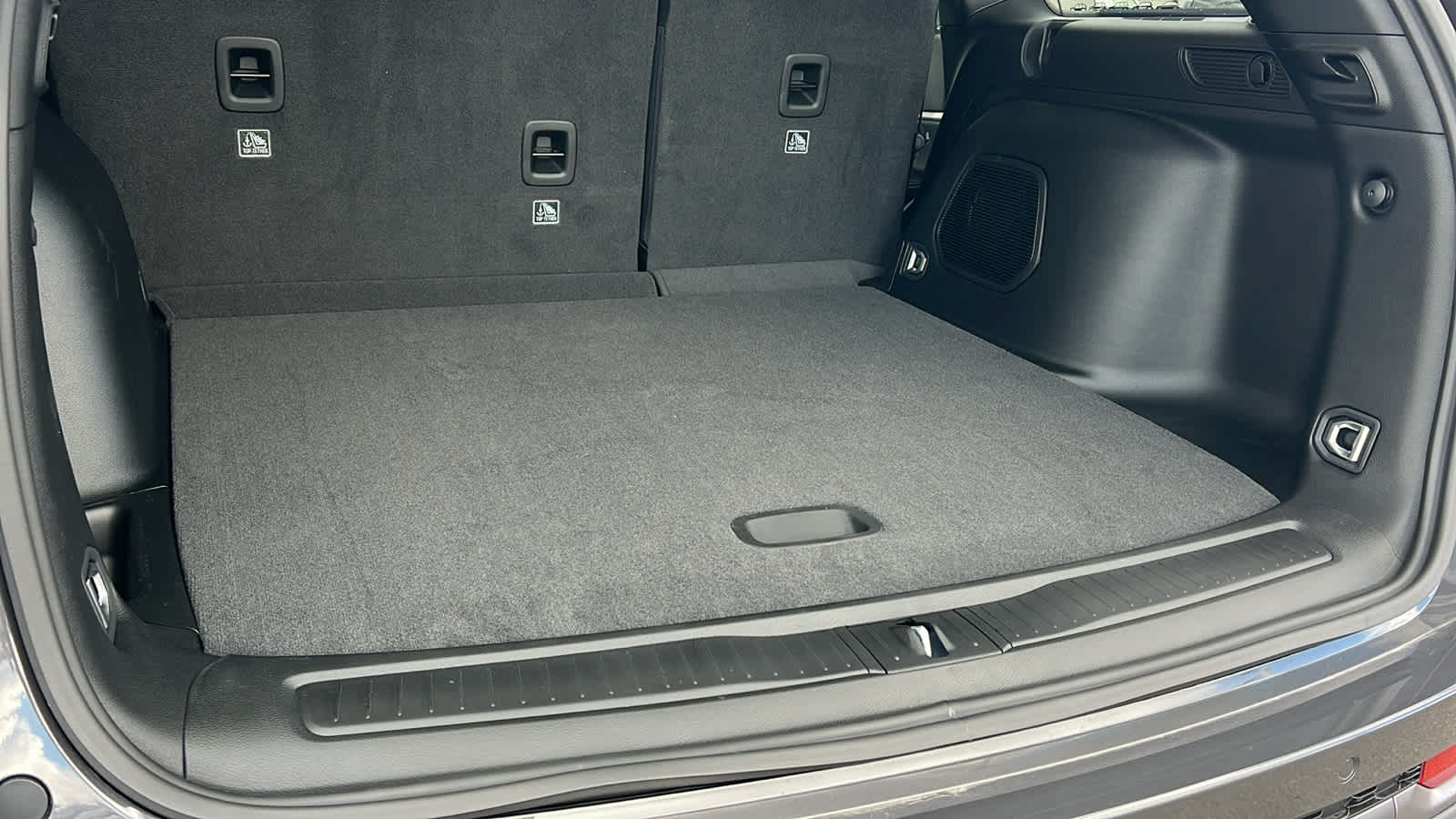 Thumbnail: 2026 Jeep Grand Cherokee - 27