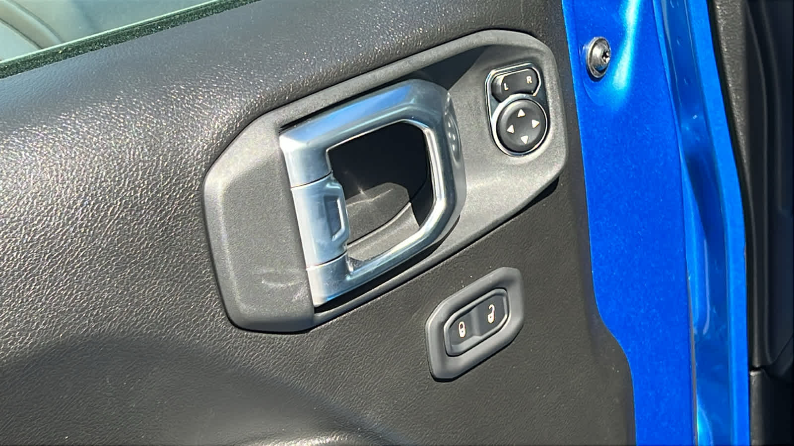 Thumbnail: 2026 Jeep Wrangler - 22