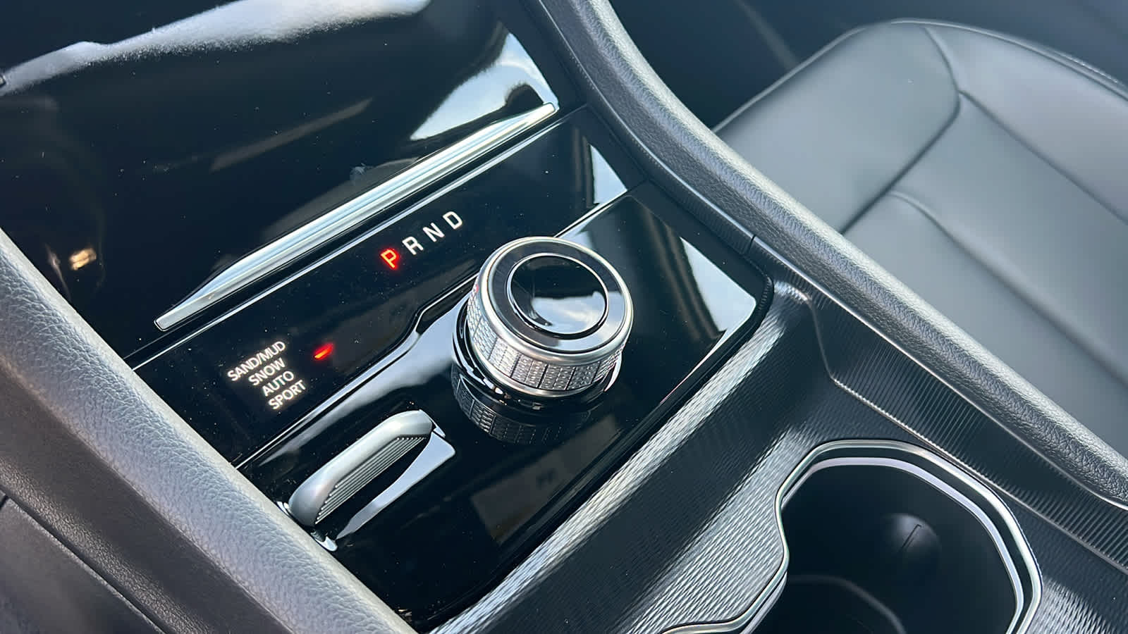 Thumbnail: 2025 Jeep Grand Cherokee - 13