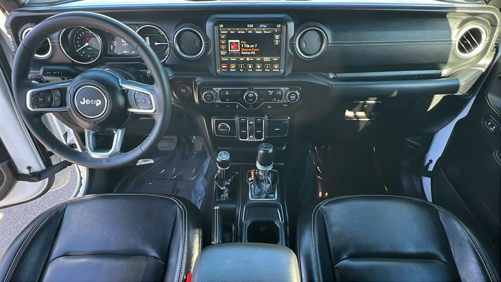 Thumbnail: 2023 Jeep Wrangler - 26