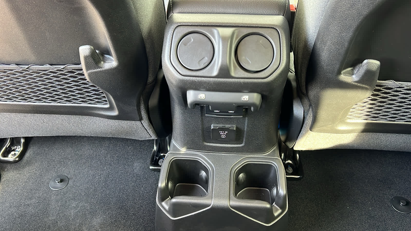 Thumbnail: 2026 Jeep Gladiator - 25