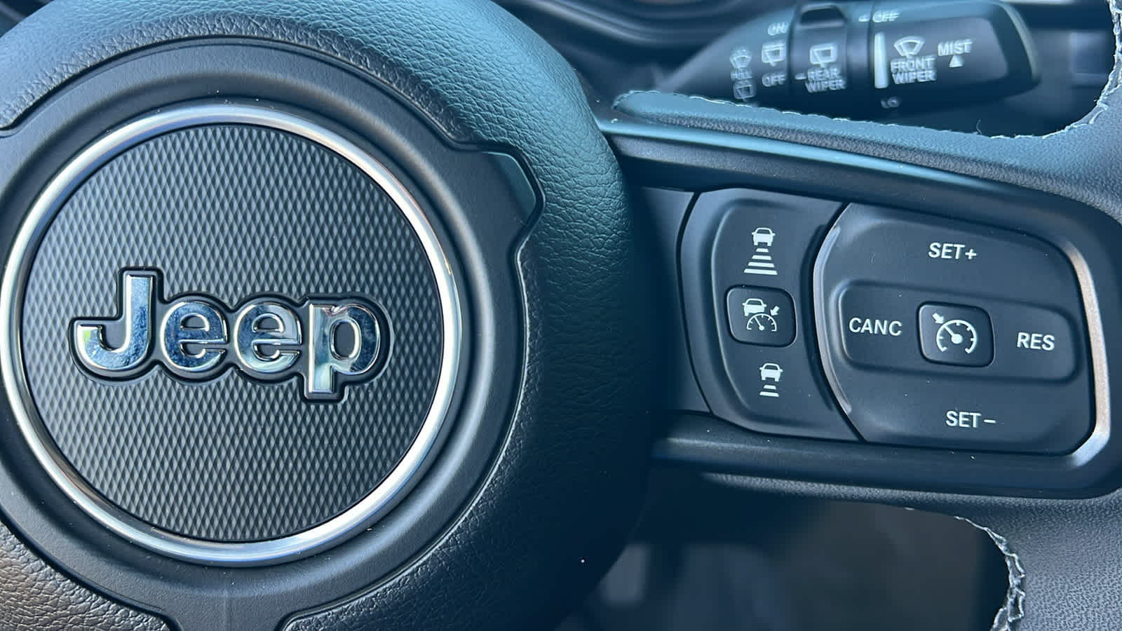 Thumbnail: 2025 Jeep Wrangler - 20