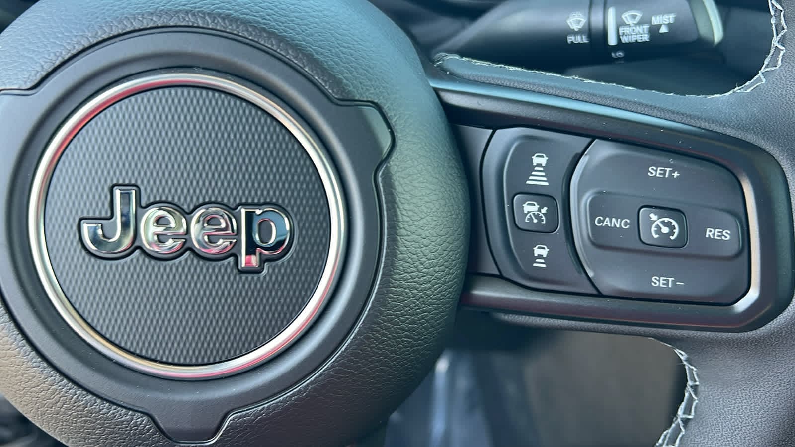 Thumbnail: 2026 Jeep Gladiator - 20