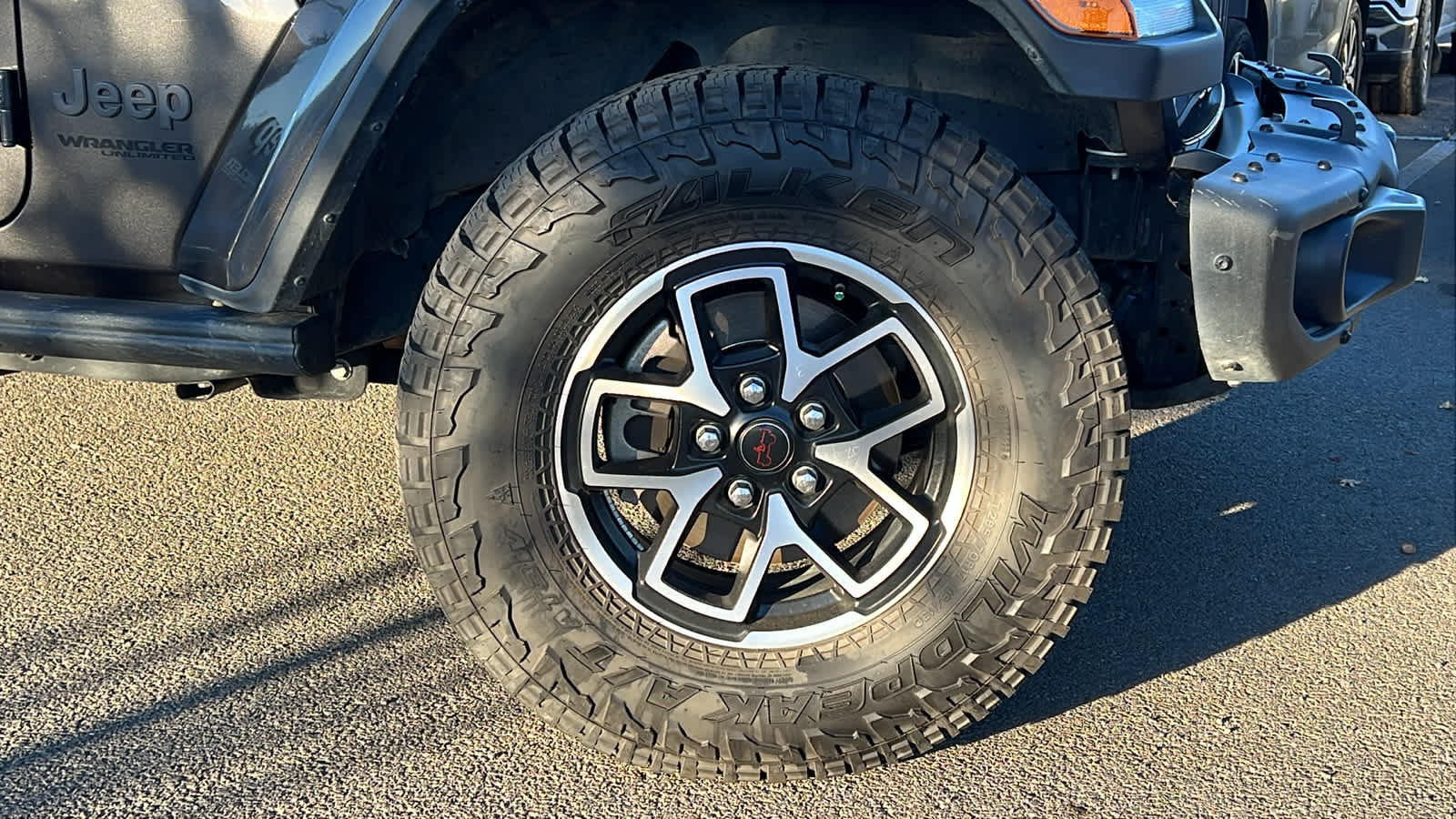 Thumbnail: 2019 Jeep Wrangler - 3