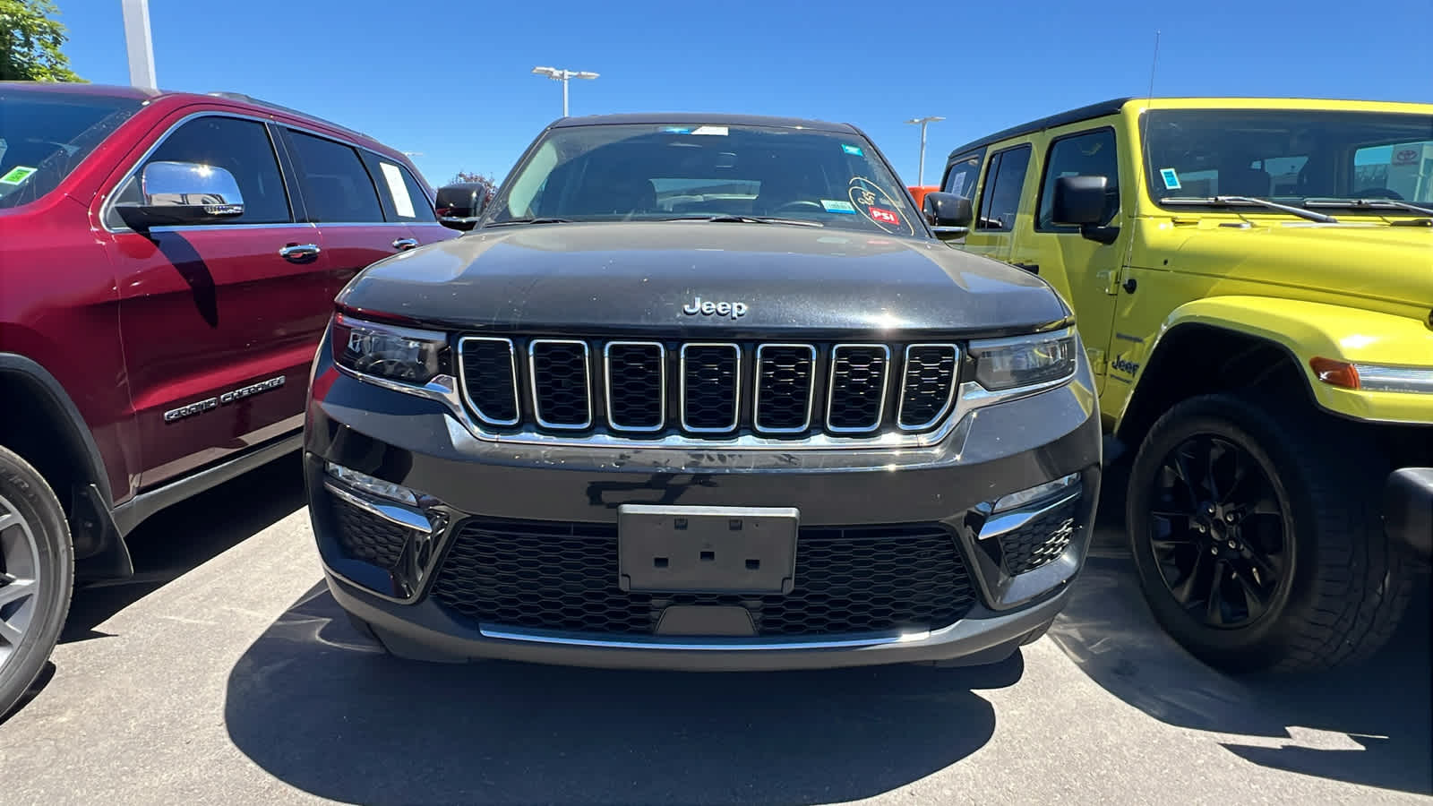 Thumbnail: 2023 Jeep Grand Cherokee - 2