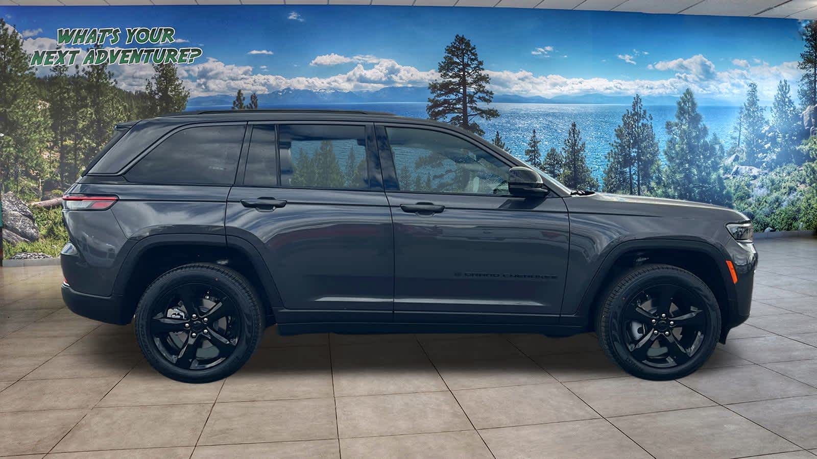 Thumbnail: 2026 Jeep Grand Cherokee - 4